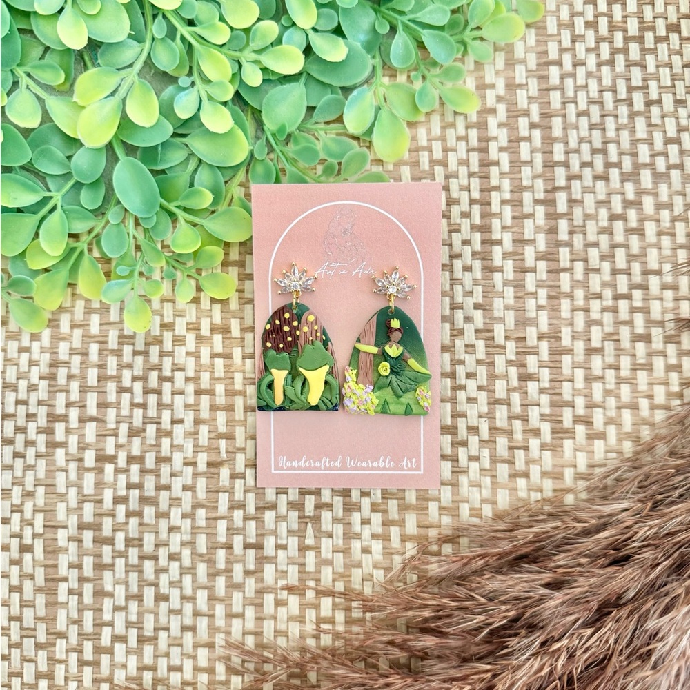 PRINCESS & THE FROG earrings